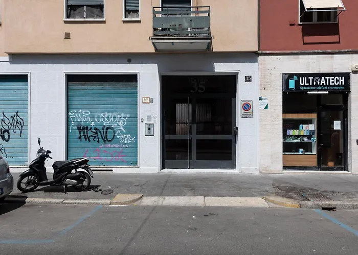 TITO LIVIO, 35 - Milano autentica